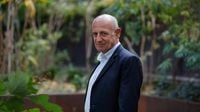 « Une forme de relativisation du nazisme » : l’Arcom intervient après les propos de l’éditorialiste Jean-Michel Aphatie sur RTL