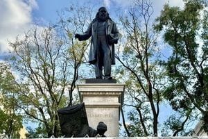 Confederate Statue Reinstalled In D.C. Sparks Outcry