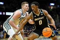 Bryant basketball star suffers bleeding head wound vs. Michigan State, returns to game