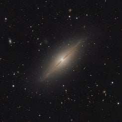 NGC 7814: Küçük Sombrero