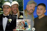 ‘Tiger King’ star Joe Exotic gets married behind bars to inmate doing time for immigration crimes