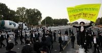 In first, ultra-Orthodox Israeli draft dodger headed overseas is arrested