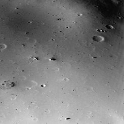 Deimos'a 29 Kilometre Mesafeden