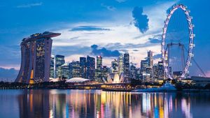 Tourism Thrives Again As Singapore Rebounds