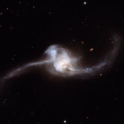 NGC 2623: Galaxy Merger from Hubble