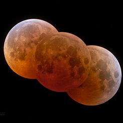  Total Lunar Eclipse 