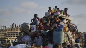 Israeli Offensive In Gaza City Sparks Mass Exodus
