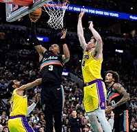 3 takeaways as boost from Keldon Johnson leads Spurs past Lakers