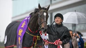 Queen's Walk Triumphs At 61st Kinsho Sho