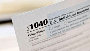 IRS Opens 2025 Tax Season Amid Refund Tracking Challenges