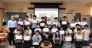 Nagoya Students Honor Bus Drivers With Heartfelt Ceremony