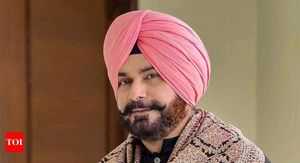 Navjot Singh Sidhu Returns To Comedy Stage