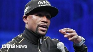 Floyd Mayweather Declares Trump The Best President