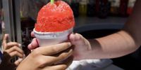 Spring has sprung! And some retailers are offering discounts and freebies to celebrate