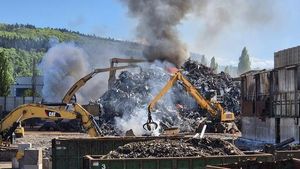Massive Fire Erupts At Trier Harbor Waste Facility