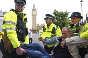 London Police Arrest Hundreds At Palestine Action Protest