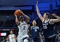 No. 1 UConn's Allie Ziebell Puts on Shooting Clinic for Xavier
