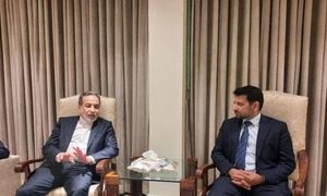 Iranian Foreign Minister Visits Pakistan Amid Kashmir Tensions