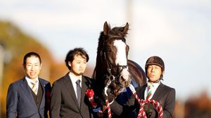 Strauss Triumphs At White Fuji Stakes After Long Hiatus