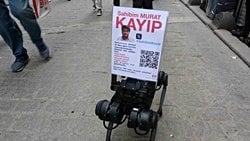 Robot Köpek Jidoka Dog Taksim’de Dolaşıyor!