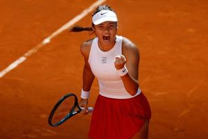 Emma Raducanu Overcomes Suzan Lamens In Madrid Open