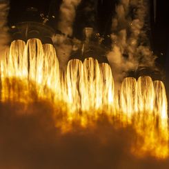  Falcon Heavy Launch Close Up 