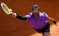 Berrettini festeja no retorno à casa, Rublev e Tiafoe caem na estreia em Roma