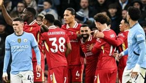 Liverpool Dominates Manchester City With 2-0 Victory