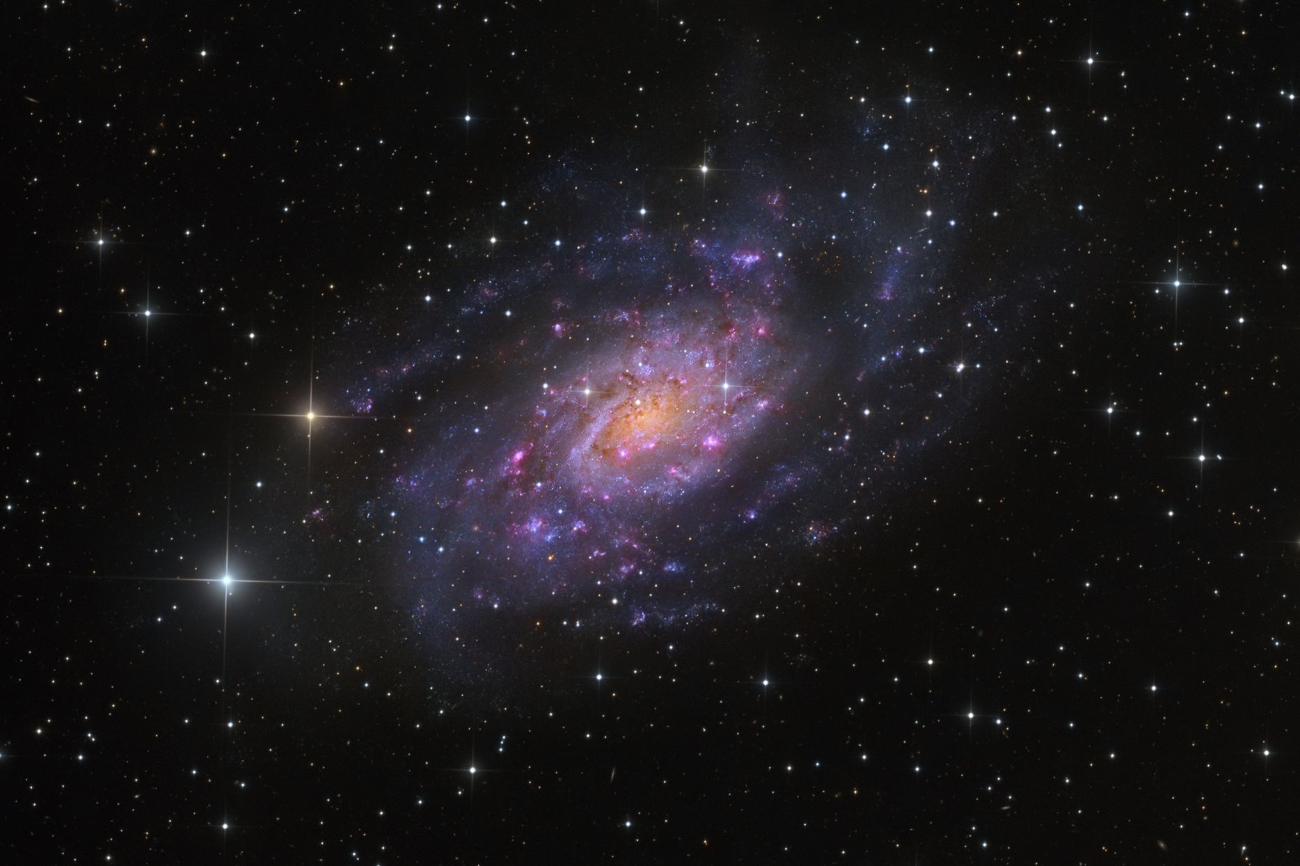  NGC 2403 in Camelopardalis 