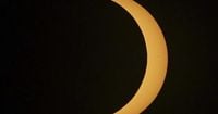 ¿Cuándo es el eclipse parcial de sol de marzo 2025 y cómo verlo?