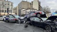 Paris : dix policiers blessés après un refus d'obtempérer dans le 14e arrondissement, le conducteur interpellé