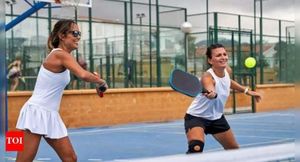 Surge In Pickleball Eye Injuries Raises Safety Alarms