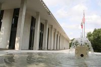 North Carolina GOP announce plans to vote on new House map amid nationwide redistricting battle - WCCB Charlotte