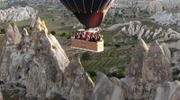 Hot air balloon accidents in Turkish resort: 1 dead, 31 injured