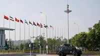 Xi hosts Russia, India at summit to strengthen SCO ties
