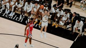 Missouri Tigers Fall To Arkansas Razorbacks 92-85 Upsetting Streak