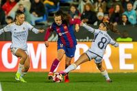 Fútbol Club Barcelona - Real Madrid: horario, posibles alineaciones y dónde ver el Clásico de la Liga F 2024/2025