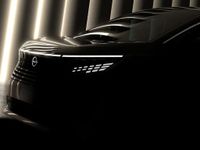 日産が新型エルグランドを予告　高級感と静粛性を兼ね備えたe-POWER仕様 | 【モトメガネ】バイク・オートバイ|自動車・クルマ|キャンプのニュース情報
