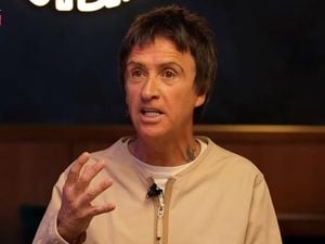 Johnny Marr Rejects Smiths Reunion And Supports Controversial Kneecap