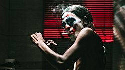 Zamanla Joker'e hak vermeye başlamak