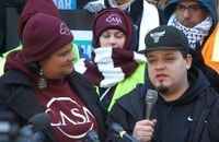 Kilmar Abrego Garcia, out of ICE custody, leaves with 'head held up high' - Maryland Matters