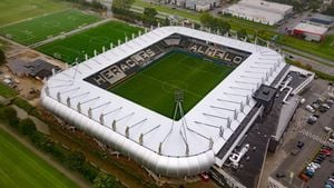 Heracles Almelo Hosts AZ Alkmaar For Cup Glory