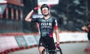 Demi Vollering Dominates Stage Five Of Vuelta Femenina