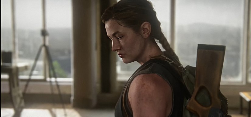 The Last of Us Part 2 oyunundaki, cis ve heteroseksüel bir kadın karakter olan Abby.