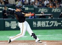 【巨人】岡本和真が目覚めた！２打席連続弾でバウアー粉砕「いいスイングで捉えることができた」（日刊スポーツ） - Yahoo!ニュース