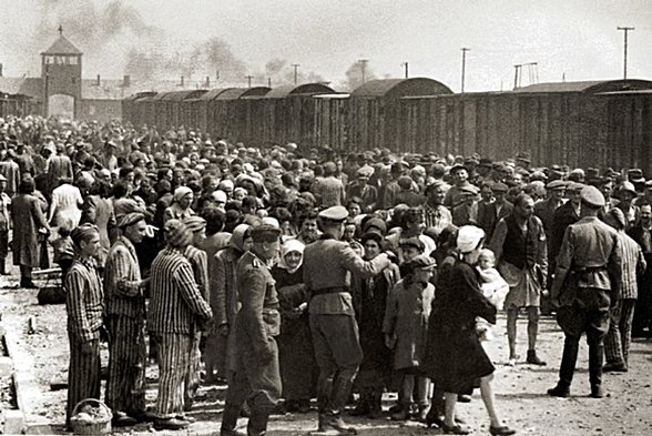 Shoah olarak da bilinen Holokost,[a] II. Dünya Savaşı sırasında Avrupalı Yahudilerin soykırımıydı.