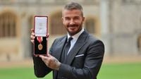 Beckham receives knighthood at Windsor Castle