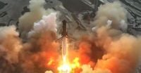 SpaceX’s Giant Mars Rocket Completes Nearly Flawless Test Flight