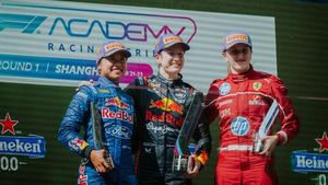 Alisha Palmowski Claims Thrilling Victory In F1 Academy Opener