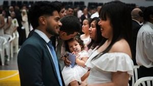 Paraguay Unites Over 600 Couples In Mass Wedding